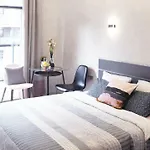 Art Apartments II